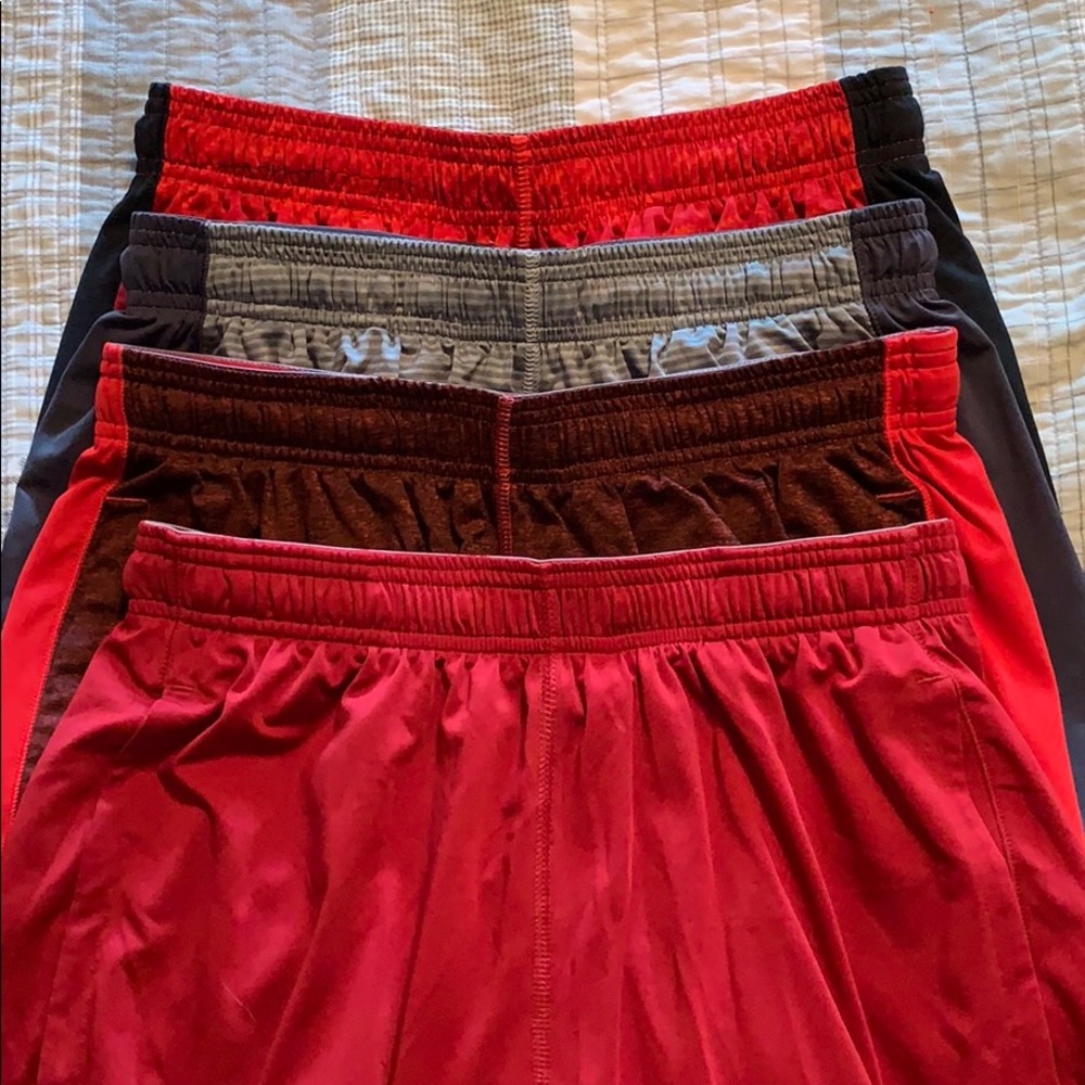 Under armour shorts (4)